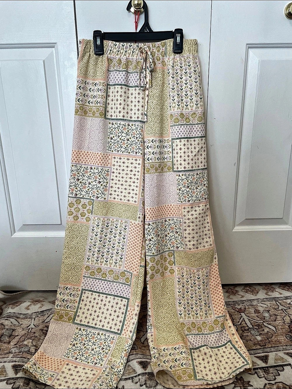 Wide Leg Printed Pants in Pink & Green